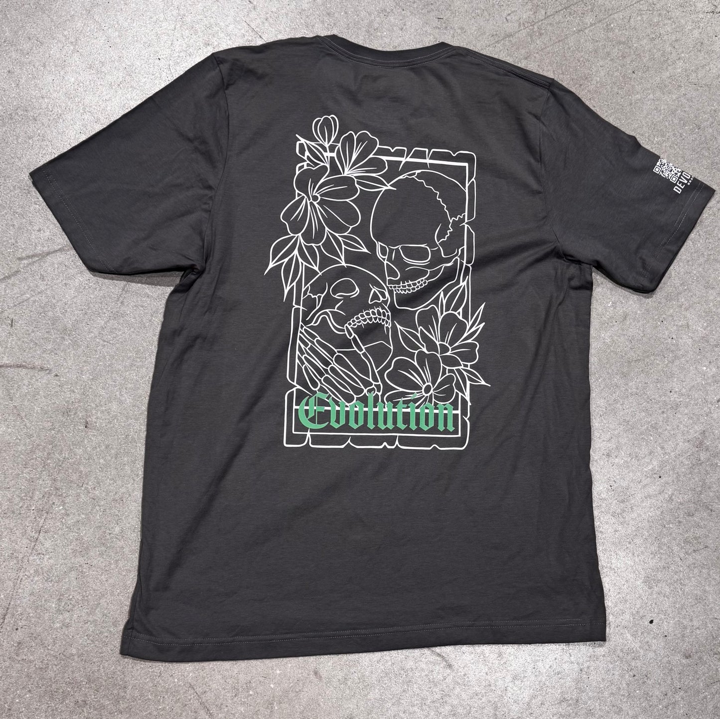 UNDYING Tee